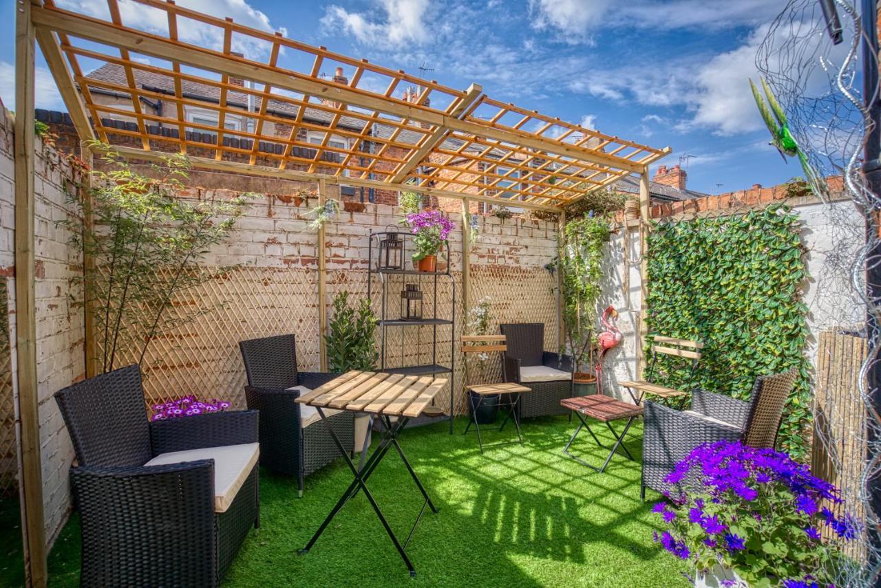*New* Chester Canal Side 2 Bed Character Home Exteriér fotografie